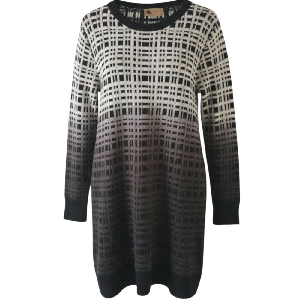 Stylish Black and White Gradient Dress